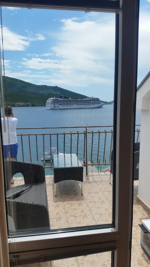 Villa Angelina Kumbor Esterno foto