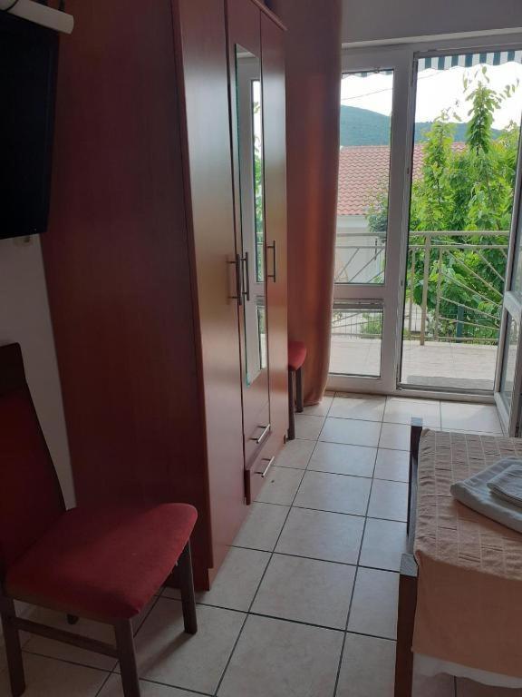 Villa Angelina Kumbor Esterno foto
