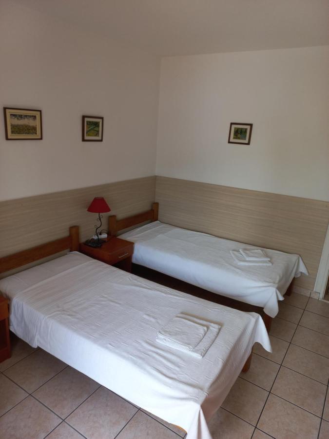 Villa Angelina Kumbor Esterno foto