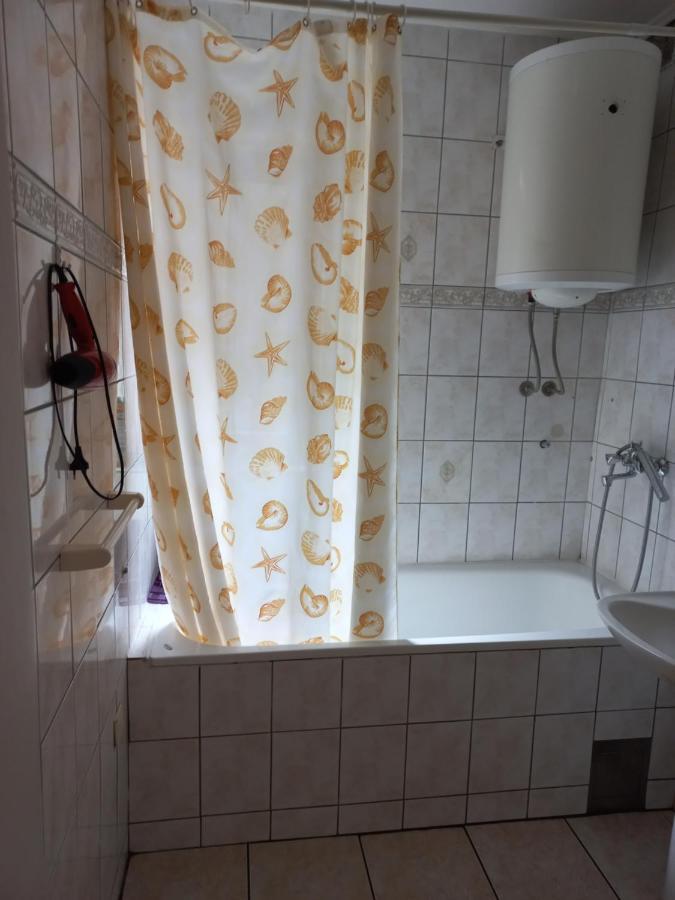 Villa Angelina Kumbor Esterno foto